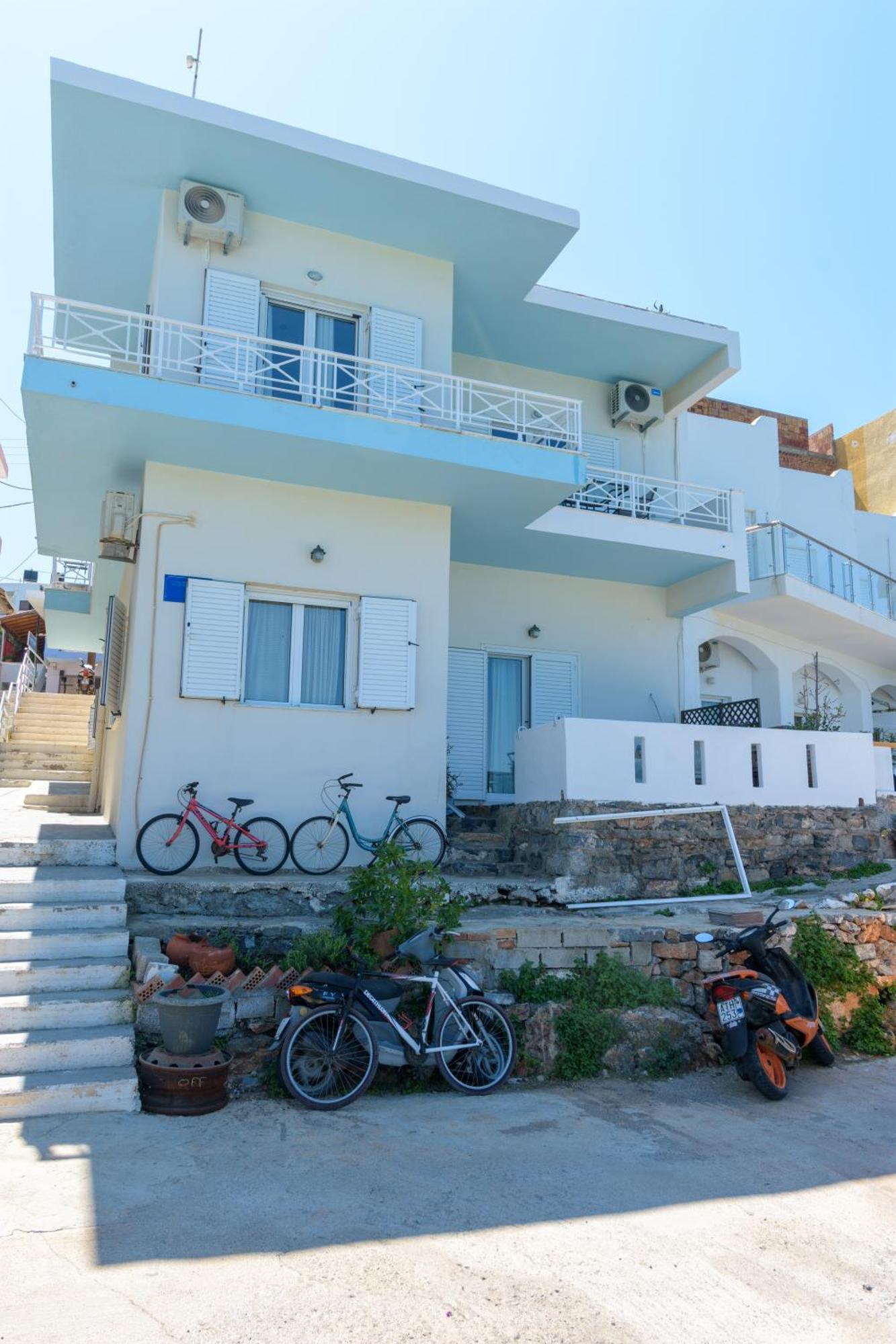 Margarita'S Seafront Luxury Apartment 엘운다 외부 사진