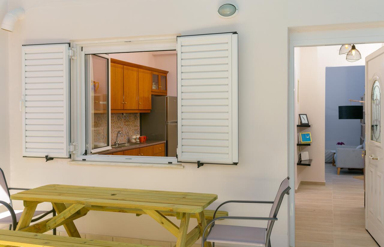 Margarita'S Seafront Luxury Apartment 엘운다 외부 사진