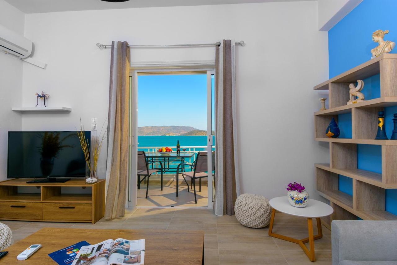 Margarita'S Seafront Luxury Apartment 엘운다 외부 사진