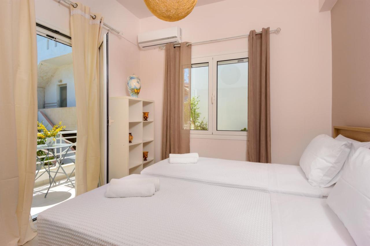 Margarita'S Seafront Luxury Apartment 엘운다 외부 사진