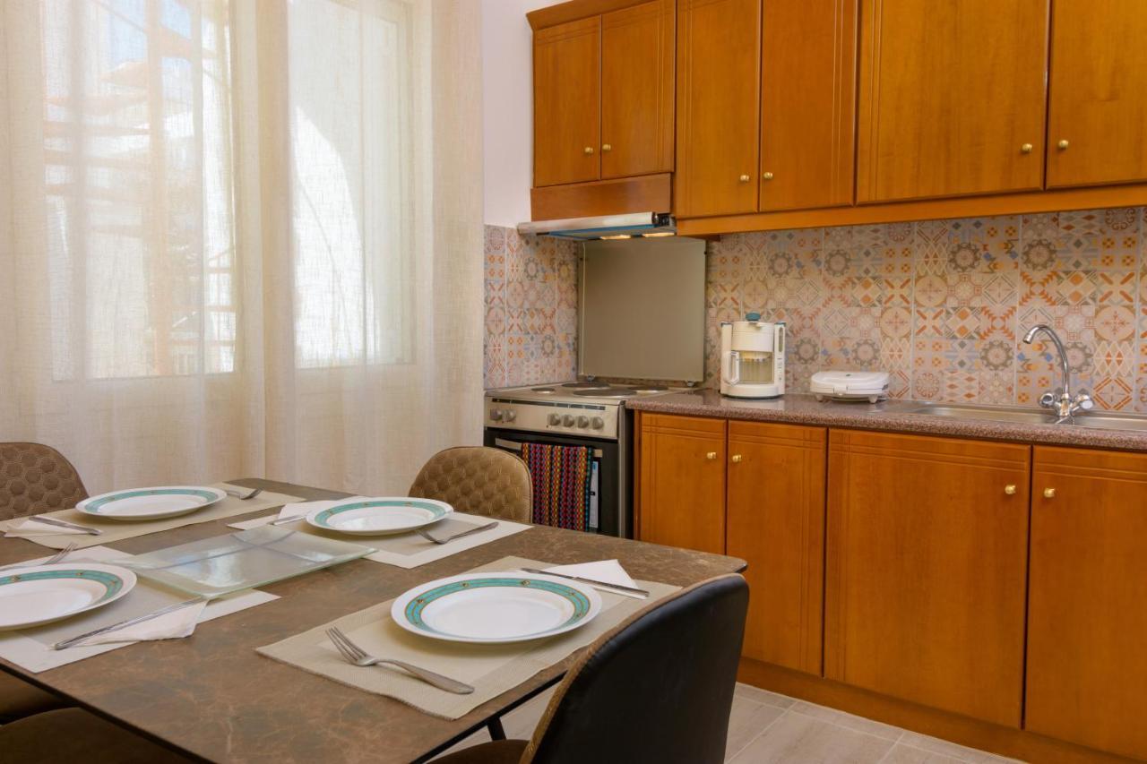 Margarita'S Seafront Luxury Apartment 엘운다 외부 사진