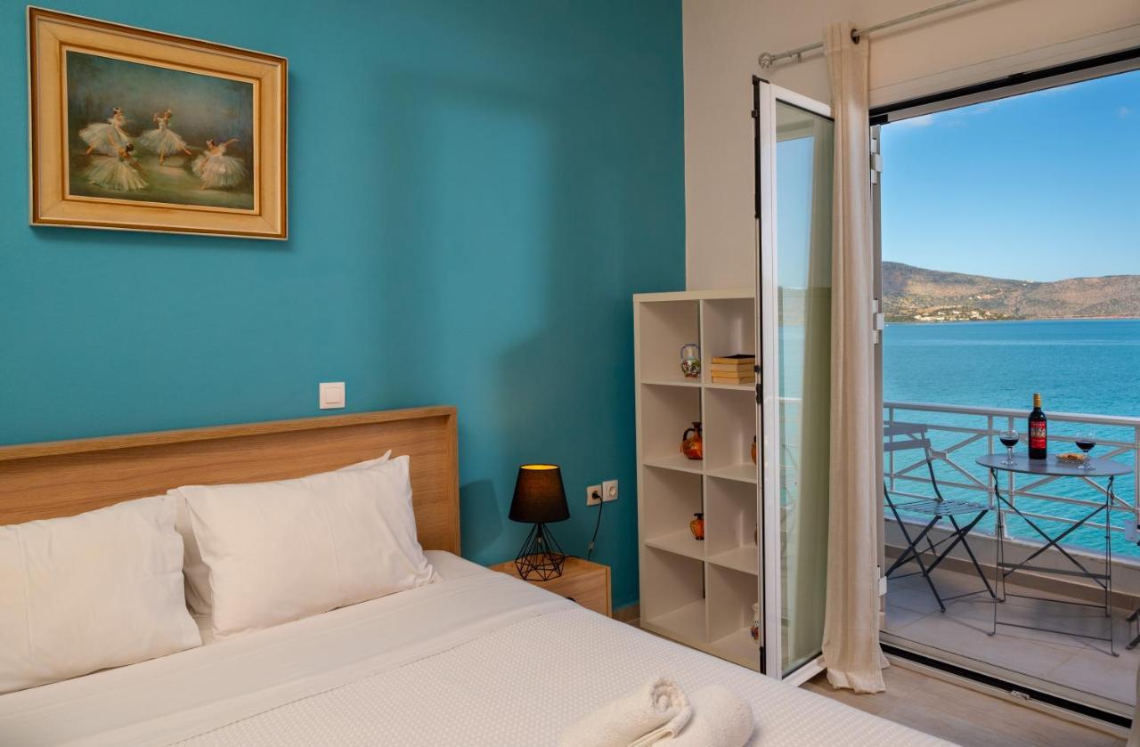 Margarita'S Seafront Luxury Apartment 엘운다 외부 사진