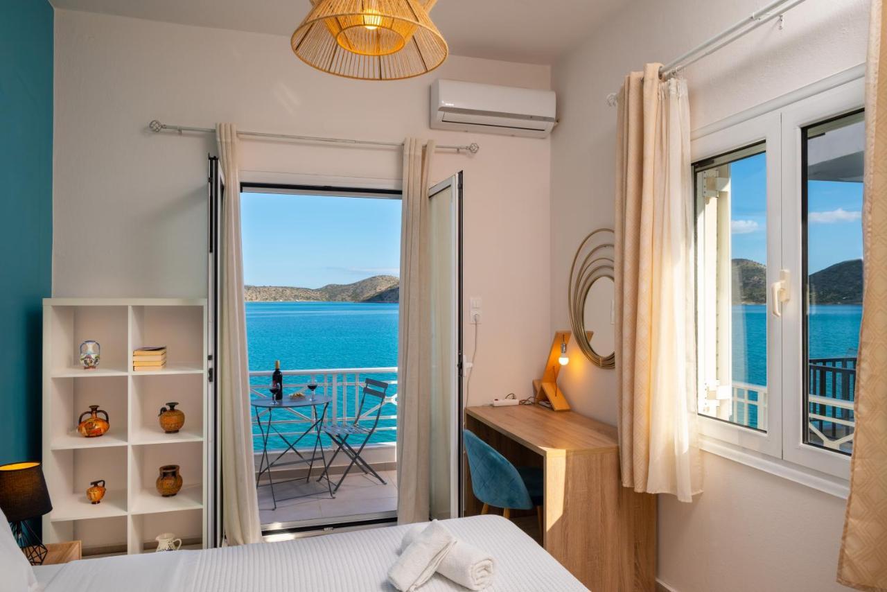 Margarita'S Seafront Luxury Apartment 엘운다 외부 사진